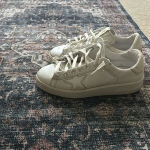 Golden goose